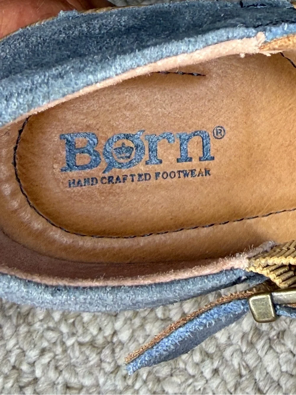 NWOT Born Nellie leather wedges